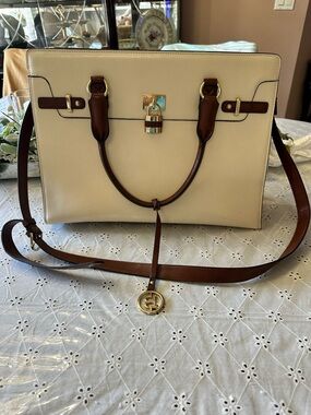 BOSTANTEN Machk leather briefcase featuring a lock closure crossbody , shoulder